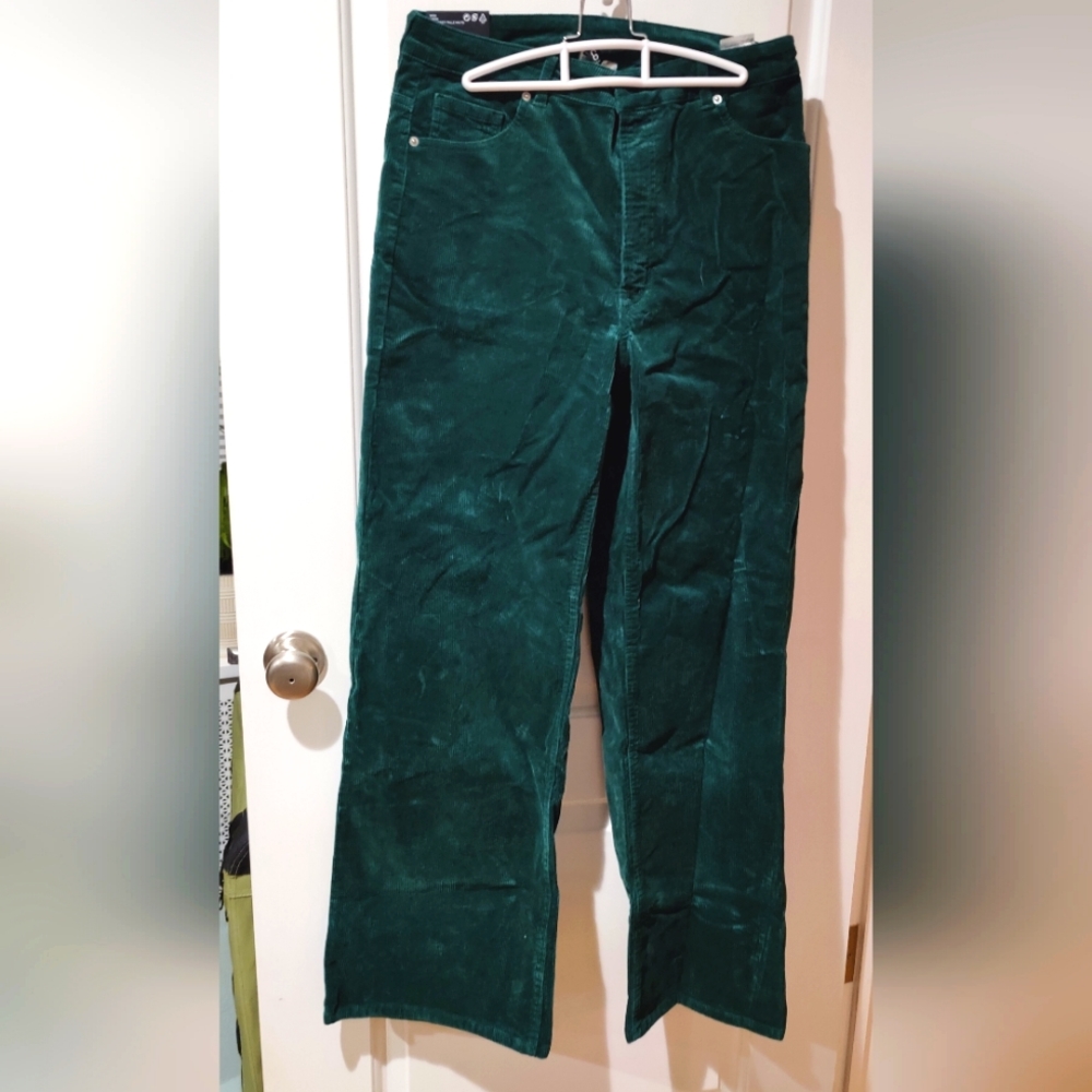 Wide leg corduroy pants